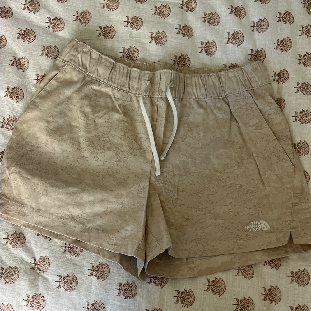 The North Face Women's Athletic Shorts -  L